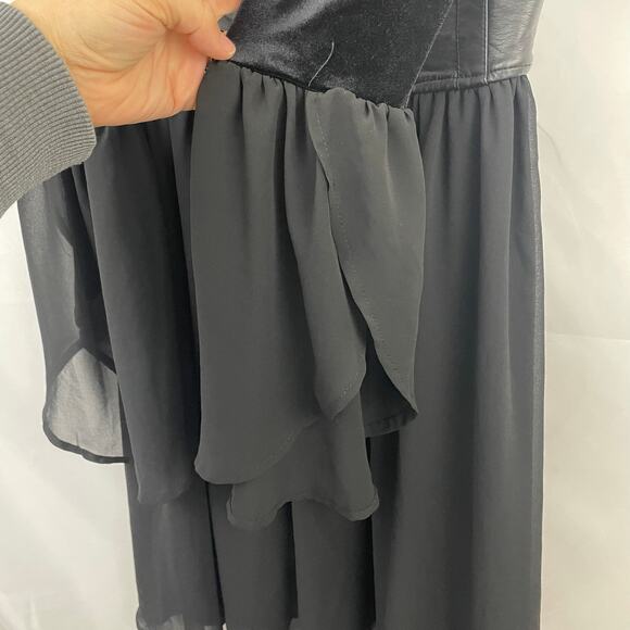 Hot Topic Black Velvet Bell Sleeve Cold Shoulder Dress Corset Faux Leather Small - Picture 7 of 12